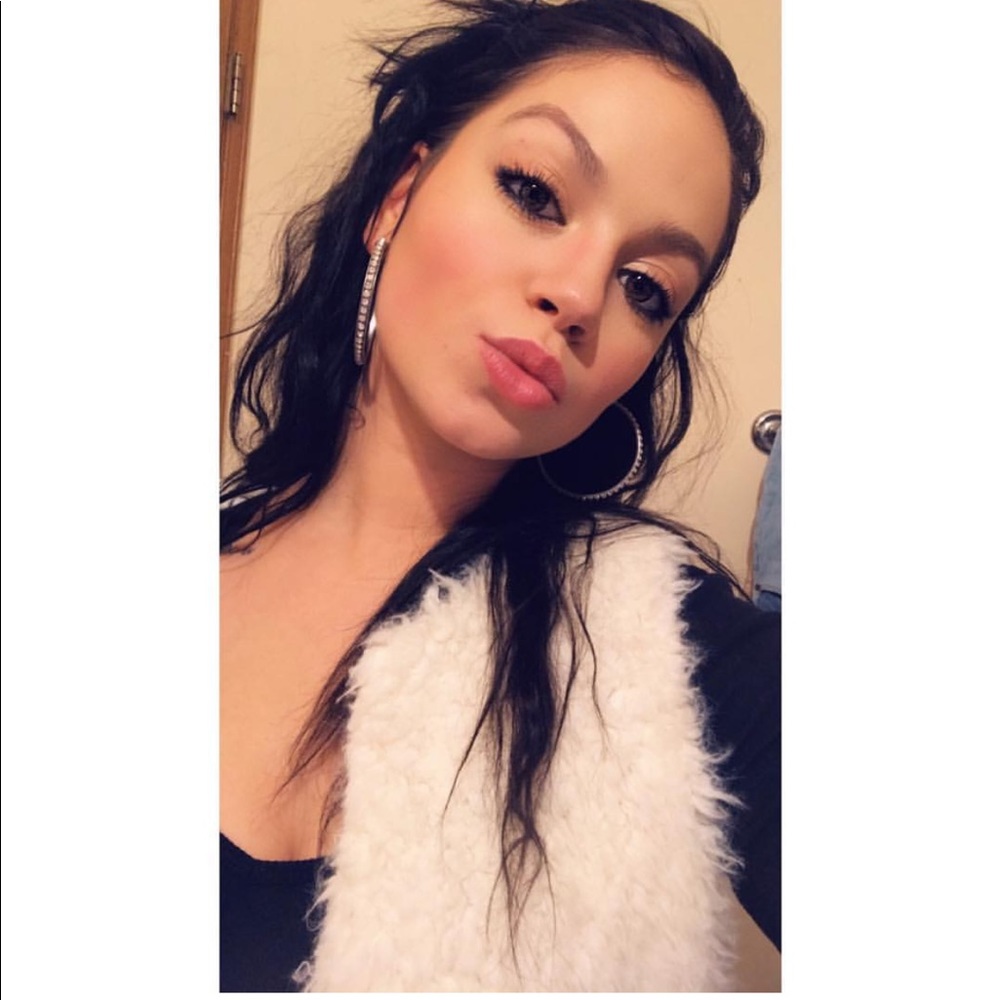 Meet your Posher, Jackie